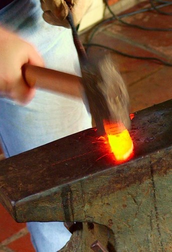 Curso de Cutelaria 2 - "Facas em Aço Damasco" - Via DOWNLOAD