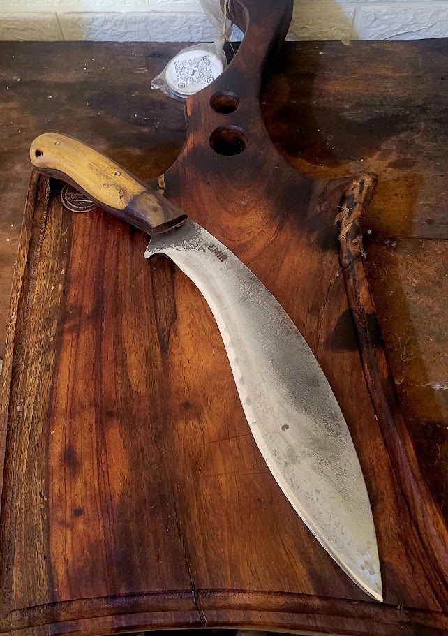 Facão Kukri de 10p  - Carb. 1075